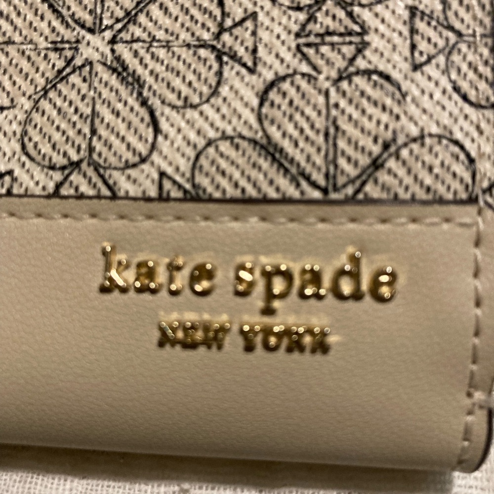 kate spade Beige Floral Print Zip Card Holder with Gold Logo - Picture 5 of 5